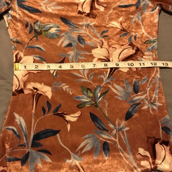 Day G Floral Long Sleeve Velvety Soft Stretch Blouse-S - Picture 11 of 15